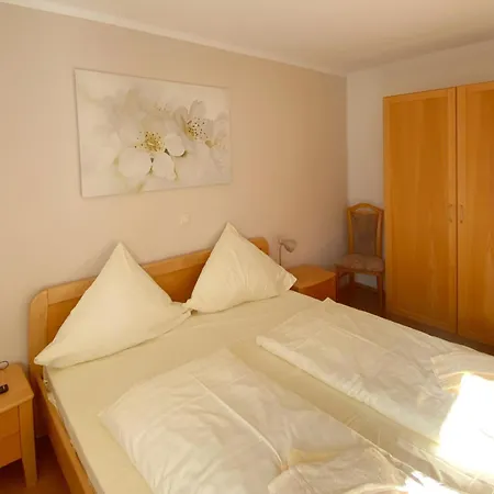 アパート Fewo40 *